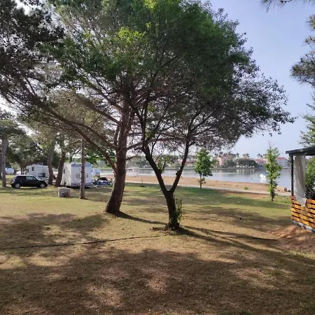 Dalmatino Pleasure - House Camp Dalmacija פריבלאקה